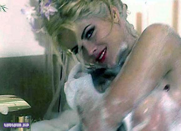1664879866 307 Anna Nicole Smith Nude and Sexy Photo Collection
