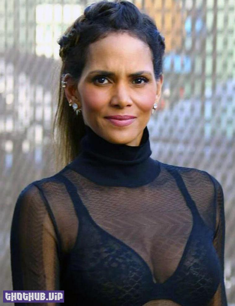 1665104374 936 Halle Berry Nude and Sexy Photo Collection