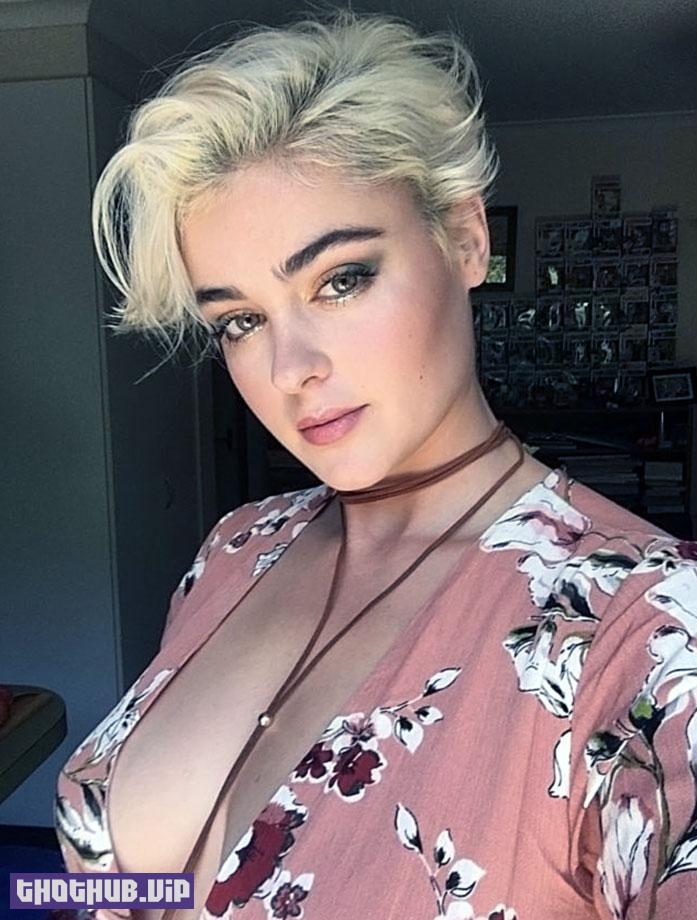 1665420974 903 Stefania Ferrario Pussy and Butt and Tits Photos