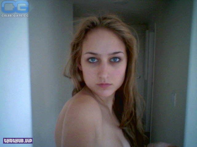 1665534494 328 Leelee Sobieski Great Nude Moments Lovely boobs sexy smile