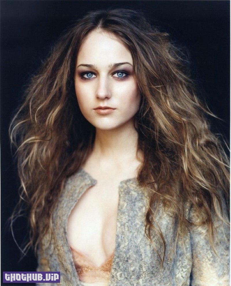 1665534513 23 Leelee Sobieski Great Nude Moments Lovely boobs sexy smile