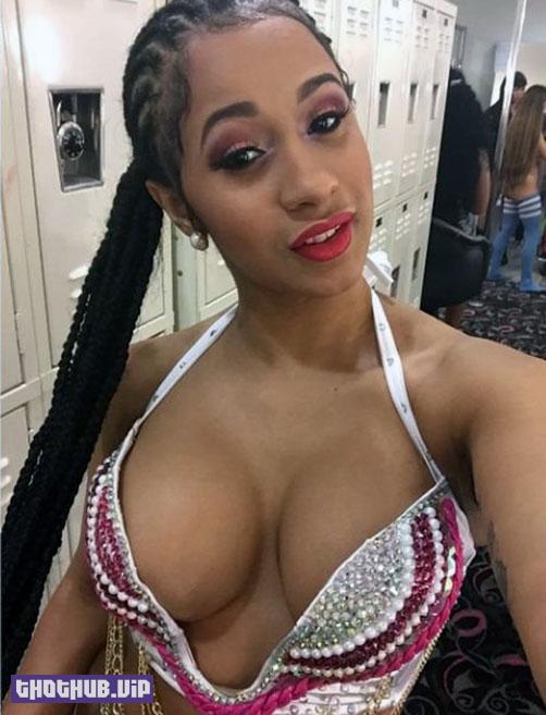 1665600442 651 Cardi B Nude Photos Are Now Online