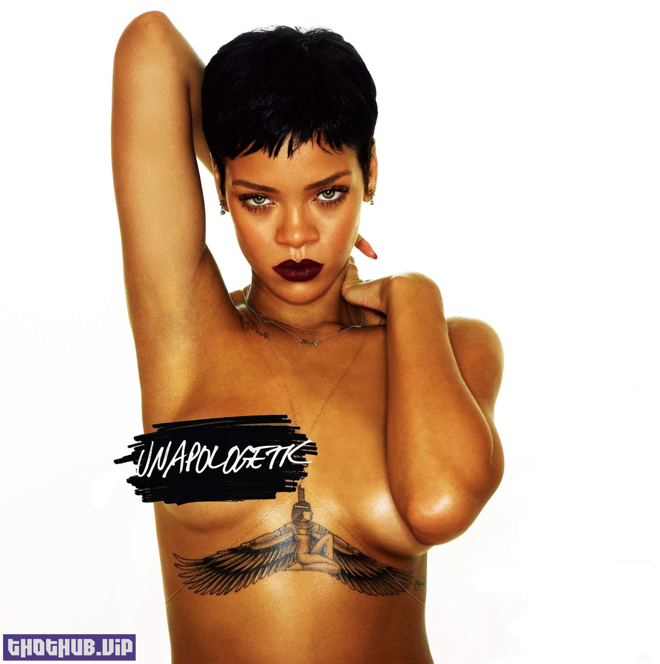 1665743657 621 Rihanna Topless 8 New Photos