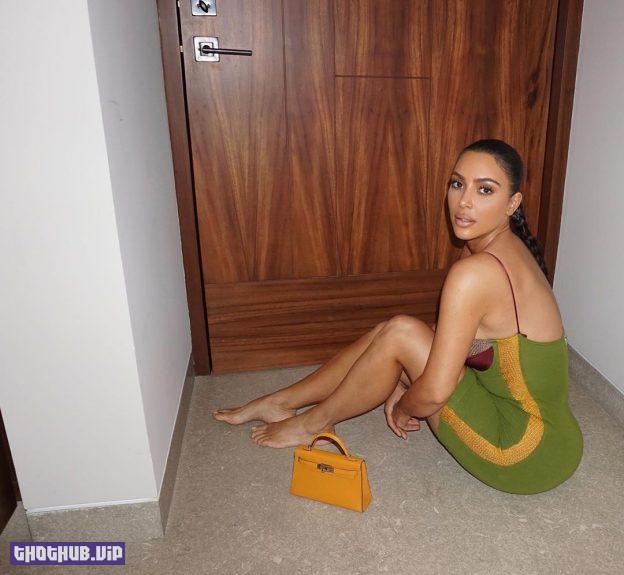 1665864776 484 Kim Kardashian Sexy In Silk 1 Photo