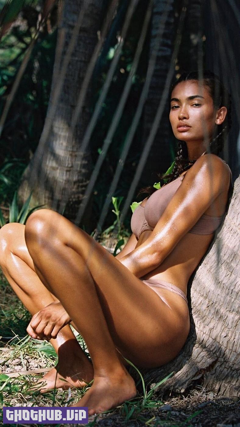 Kelly Gale Sexy