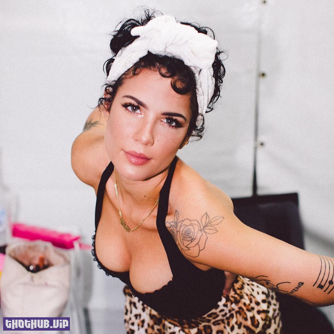 1666643975 950 Halsey The Fappening Sexy 17 Photos