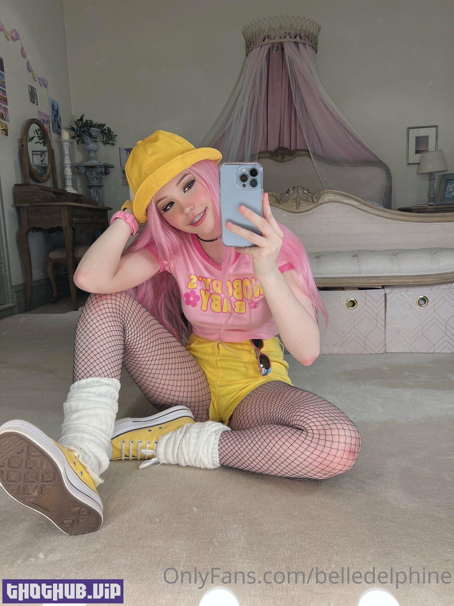 Top Sexy Belle Delphine Yellow Hat Nude NSFW Porn Leak
