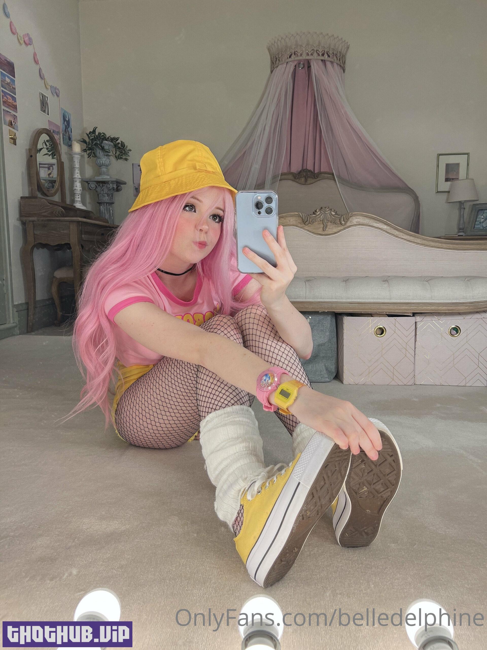 1667573016 633 Top Naked Belle Delphine Yellow Hat Nude NSFW Porn Leak