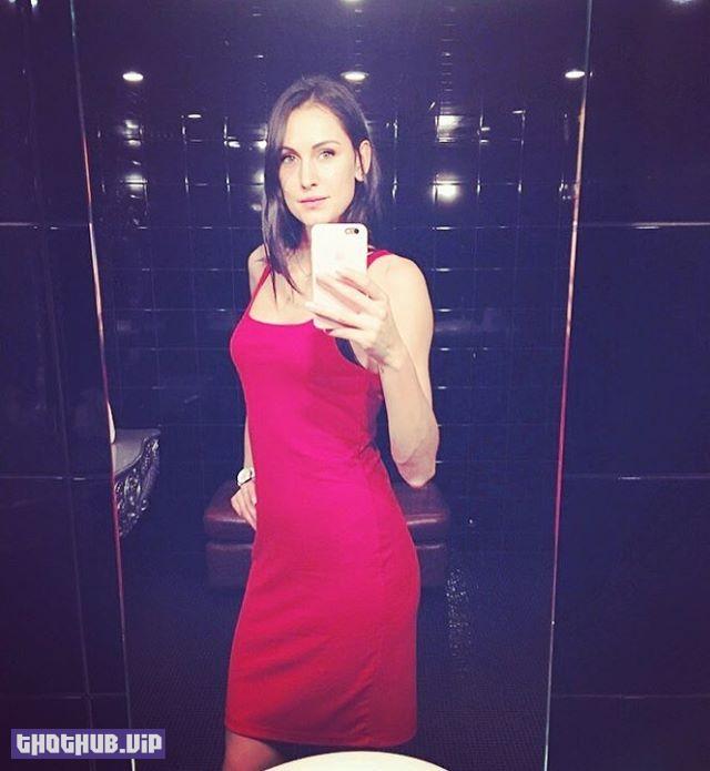 Nataliya Goncharova Selfie