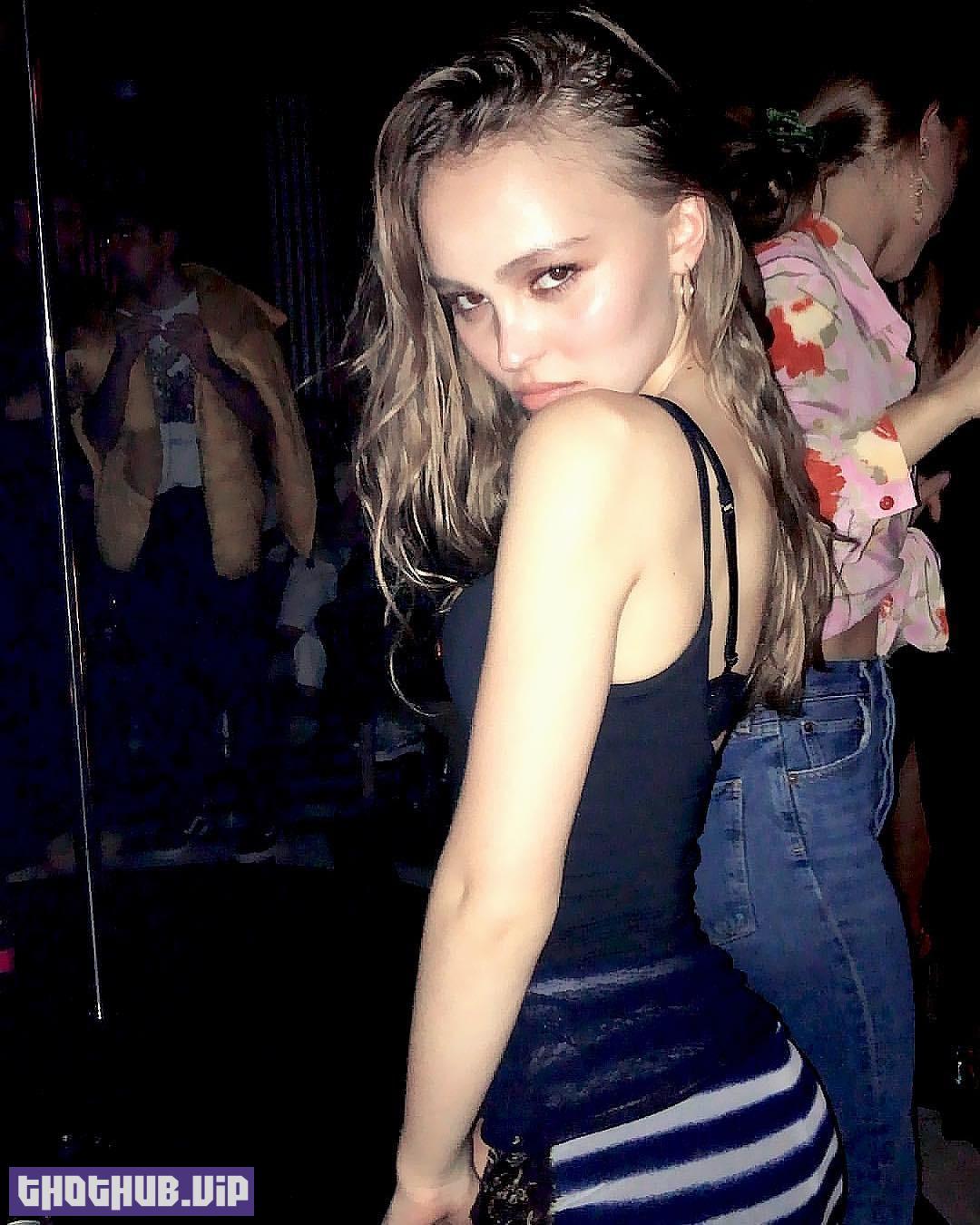 Lily Rose Depp Unseen Topless Photos On Thothub