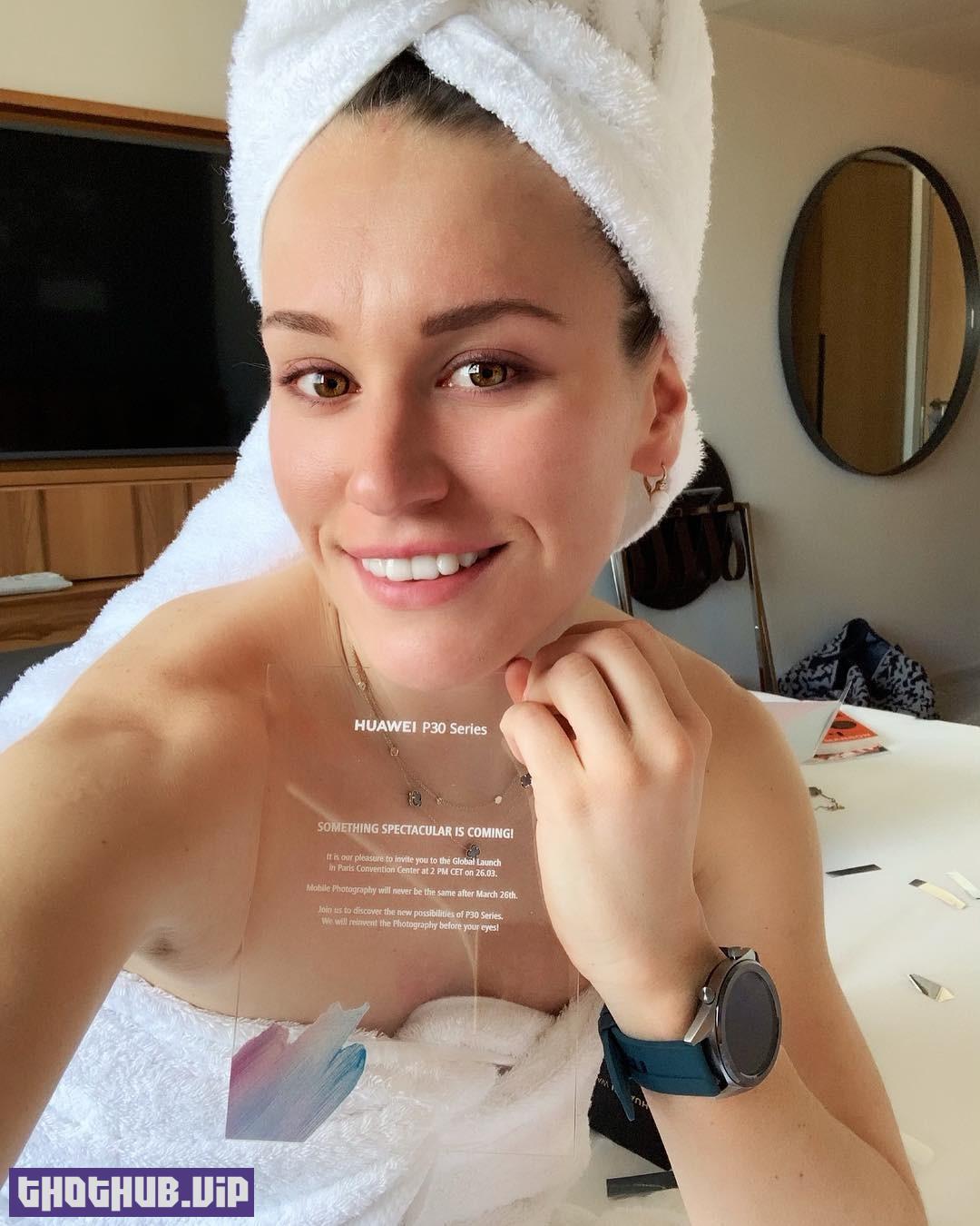 Paulina Fialkova Sexy Biathlete 2020