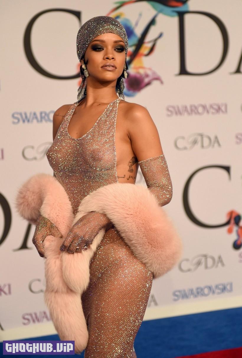 Rihanna Tits