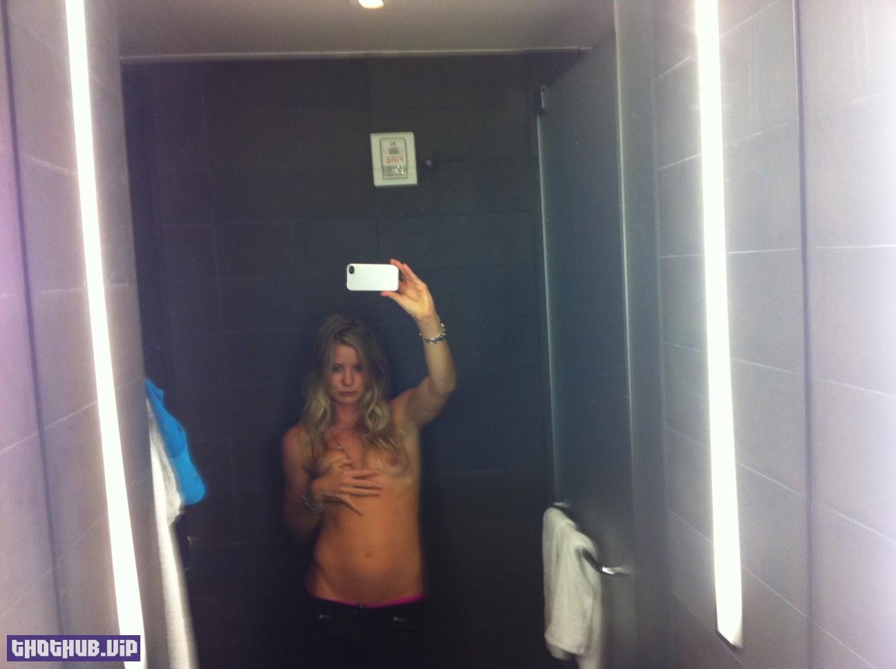 1677057512 2 Hannah Teter The Fappening Nude Leaked Photos Gif and