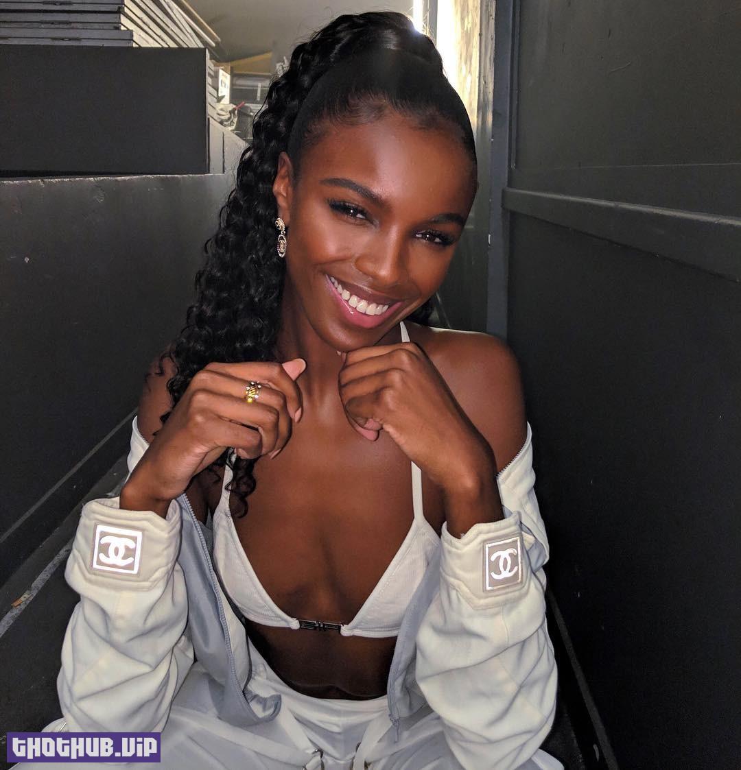 1678656292 281 Leomie Anderson The Fappening Tiny Tits 47 Photos