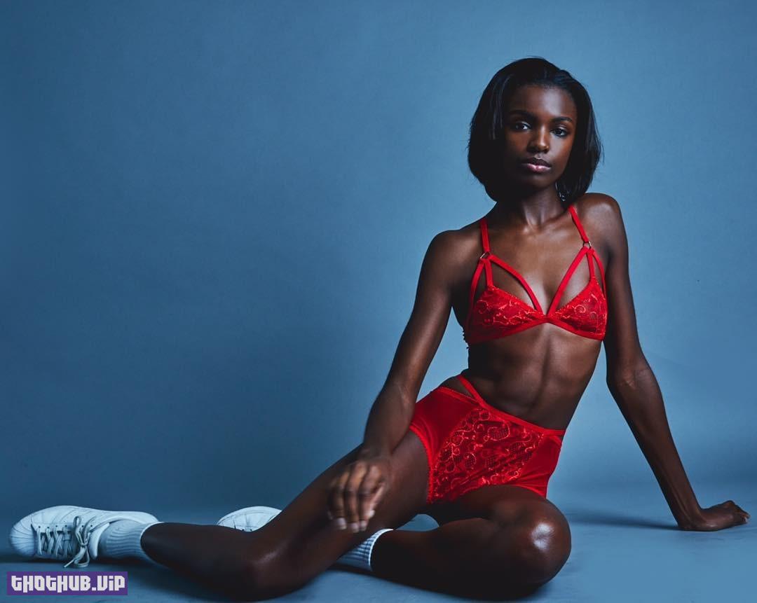 1678656752 126 Leomie Anderson The Fappening Tiny Tits 47 Photos