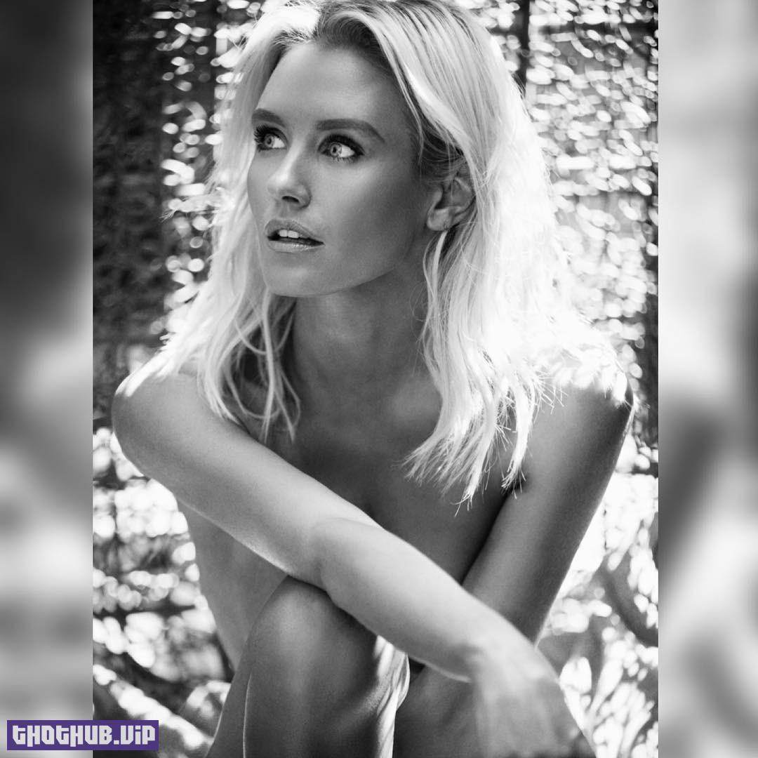 1679850645 108 Nicky Whelan The Fappening Hot And Sexy 23 Photos