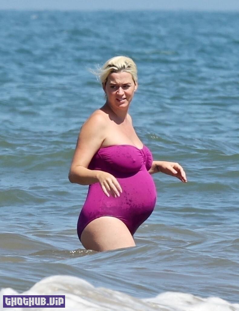 1680418182 784 Katy Perry Sexy Pregnant 52 Photos