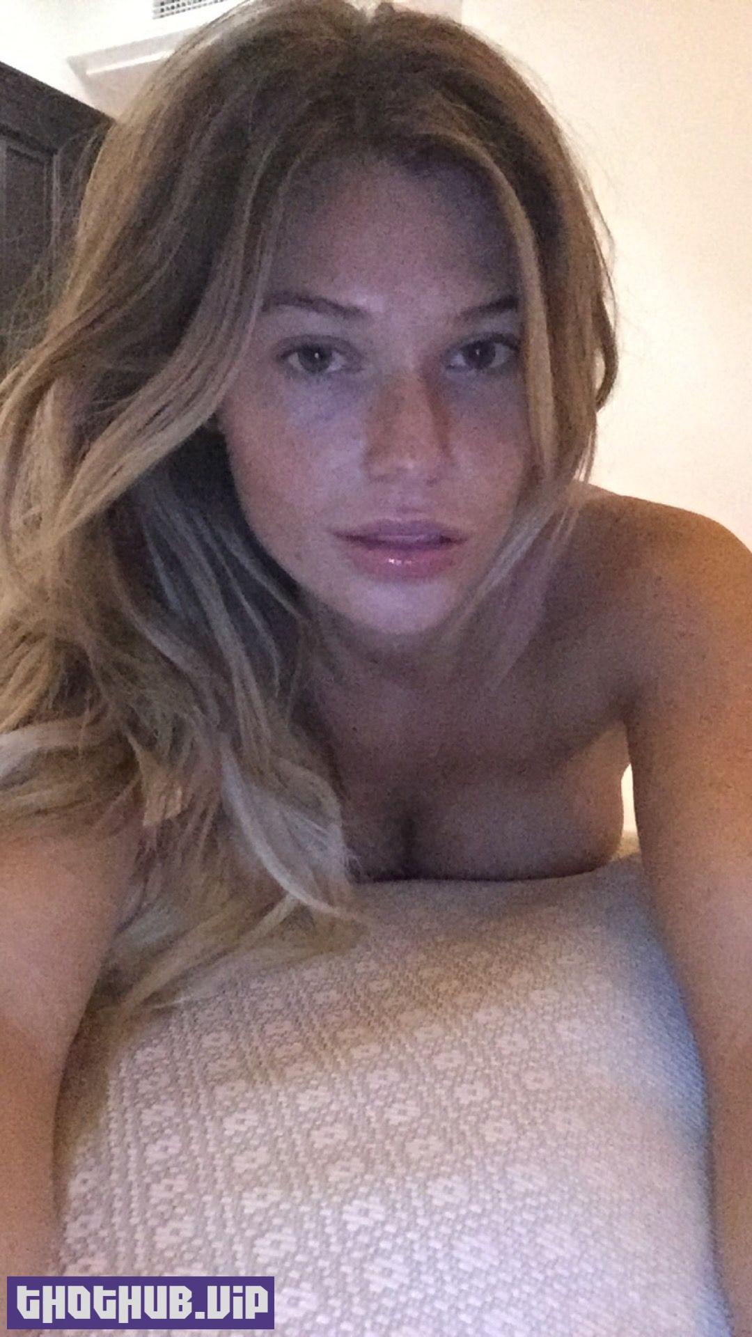 1680956721 3 Samantha Hoopes Nude Fappening Collection