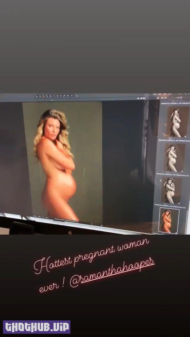 Samantha Hoopes Pregnant Topless