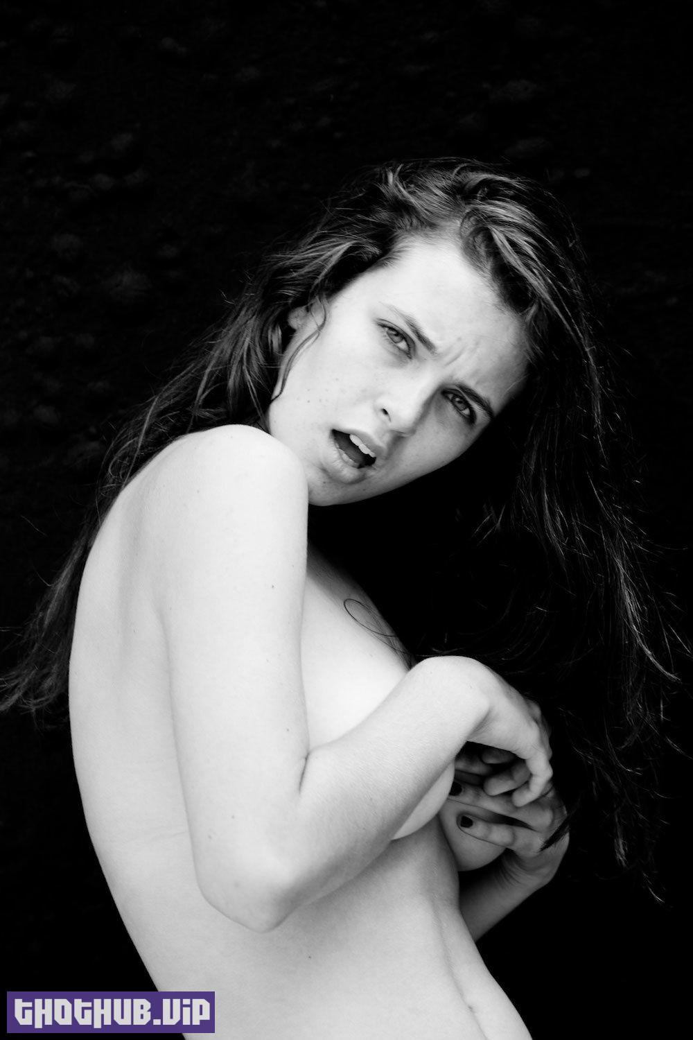 1682623980 943 Kathleen Sorbara Topless by Matthew Comer 15 Photos