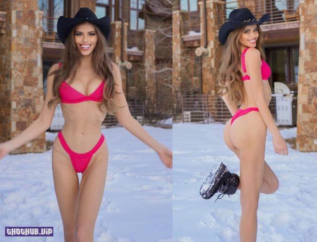 Katharina Mazepa Sexy Bikini On The Snow