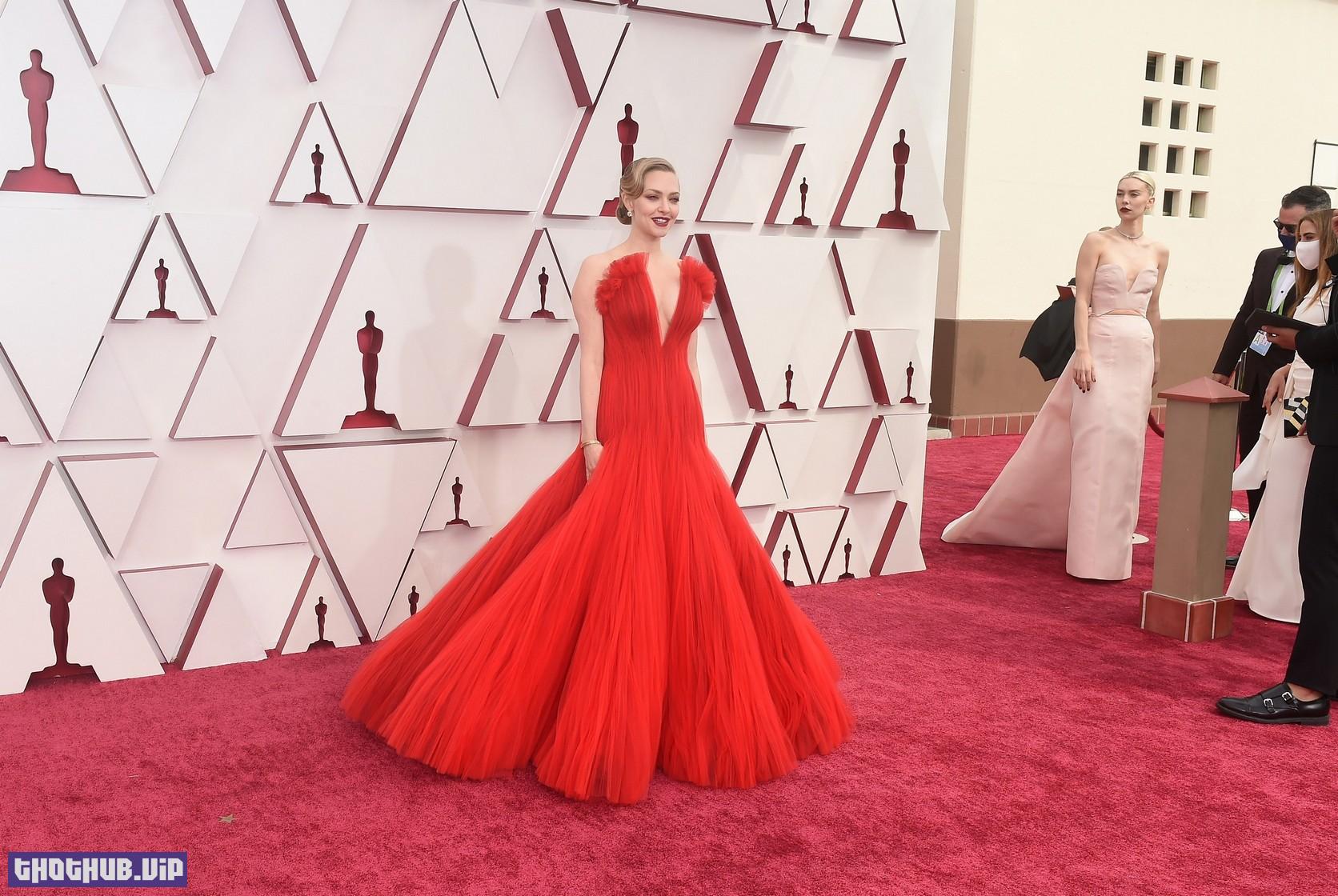 1684335989 480 Amanda Seyfried Sexy At Academy Awards 15 Photos And Video