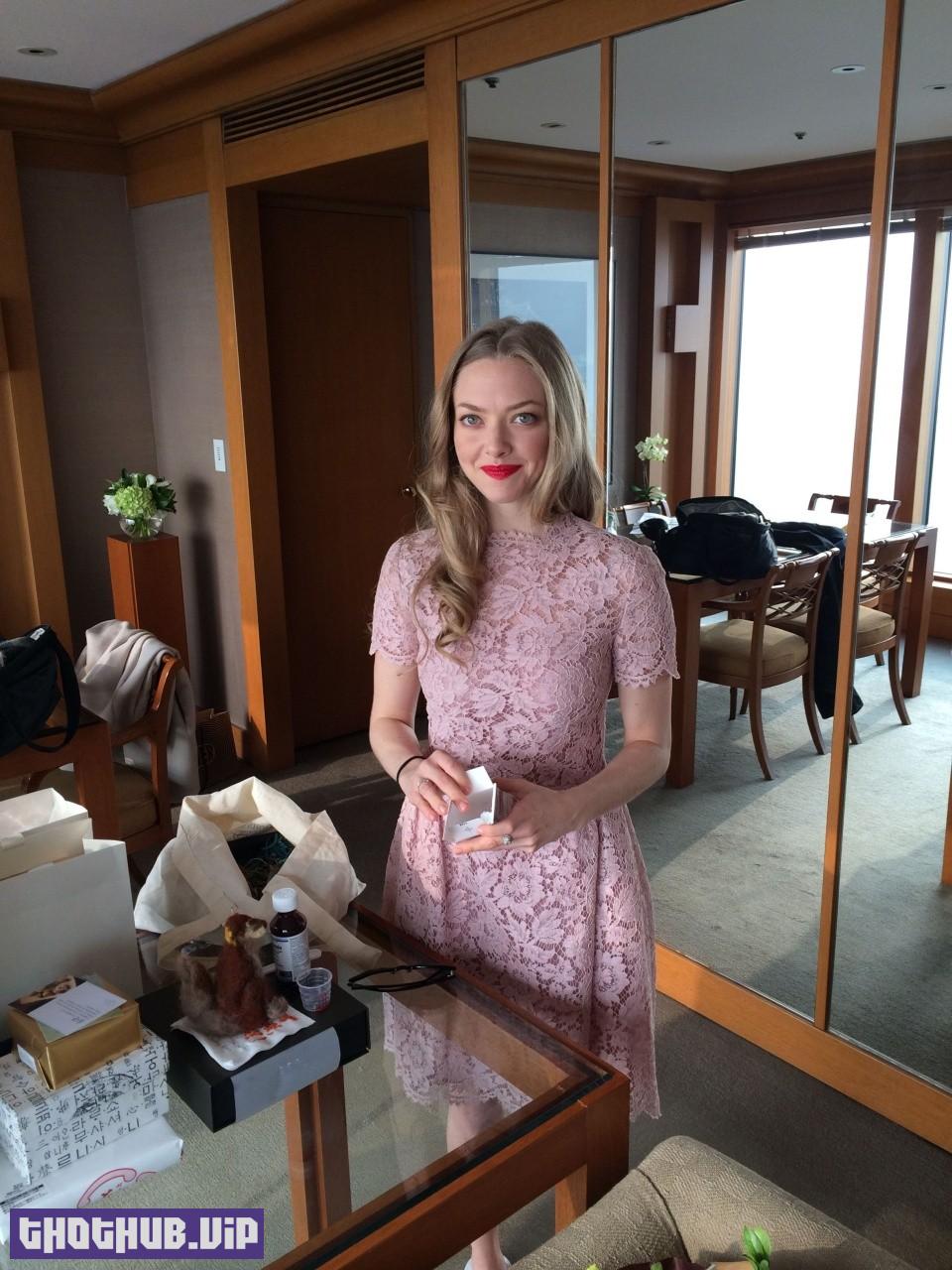 Amanda-Seyfried-Nude-Fappening-Part-Two-19