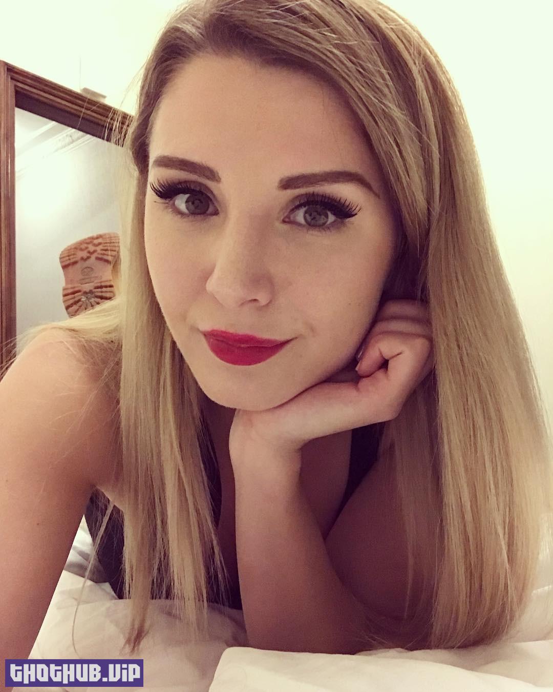 Lauren Southern Leaked Selfie