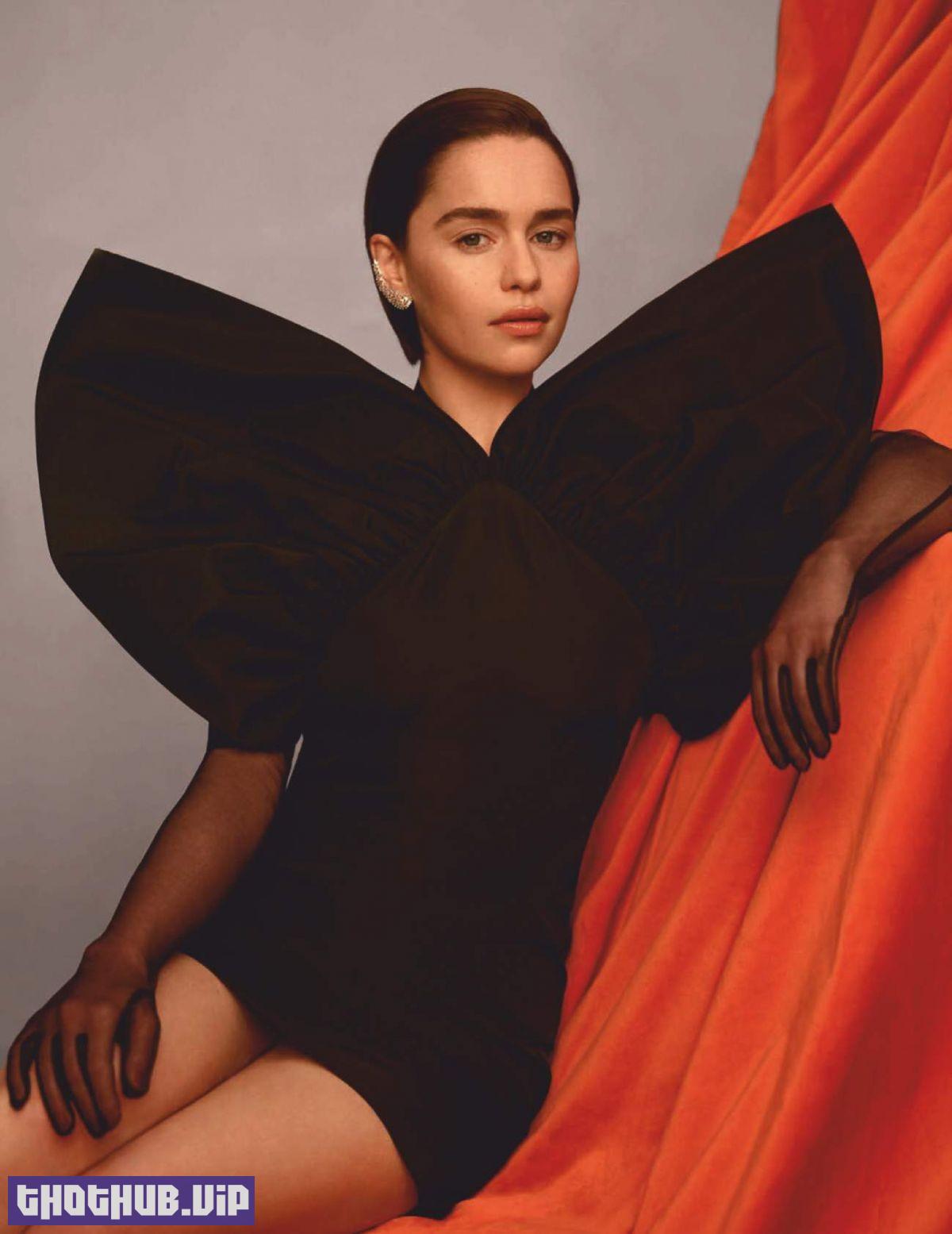 1688009115 779 Emilia Clarke The Fappening Sexy 9 Photos
