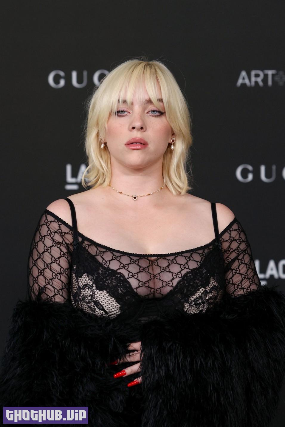 Billie Eilish Showed Her Tits For The First Time