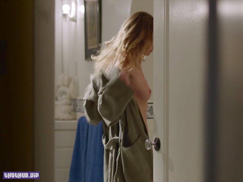 Britt Robertson Nude And Fappening 36 Photos
