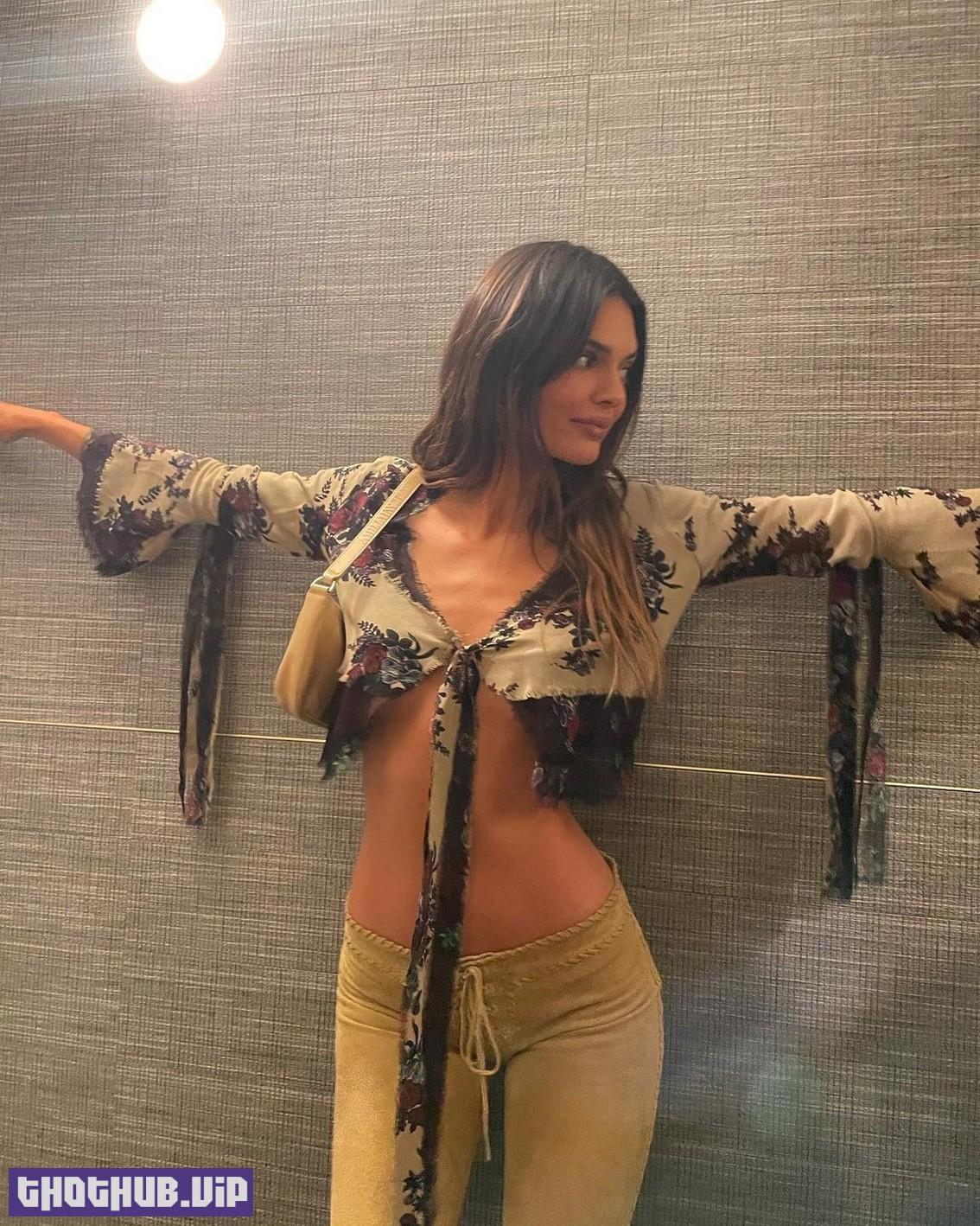 1690323551 330 Kendall Jenner Sexy In Boho Style 21 Photos And Video