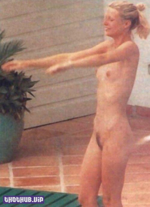 Gwyneth-Paltrow-Naked-2