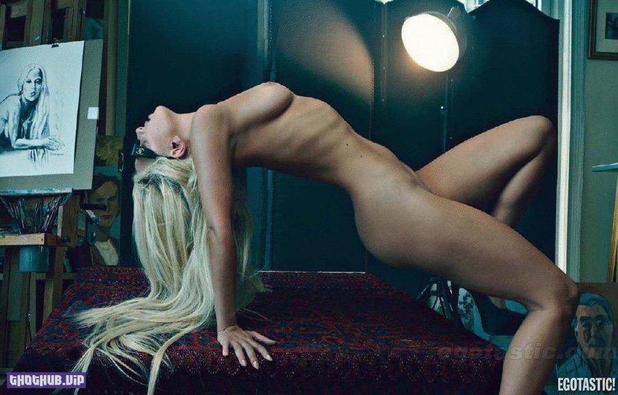 Lady Gaga Nude Topless