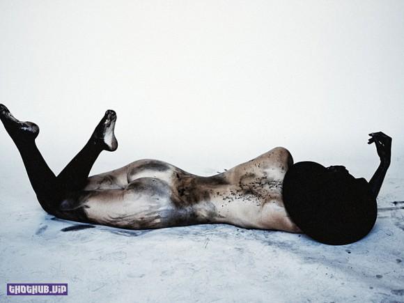 Jehane-Paris-Topless-In-Mud-By-Kesler-Tran-05