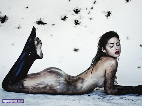 Jehane-Paris-Topless-In-Mud-By-Kesler-Tran-04