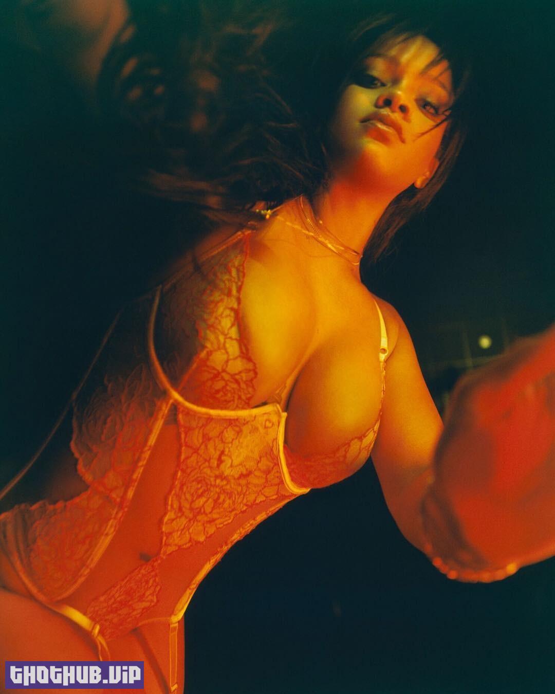 1693093238 636 Rihanna Collecition of Nude Leaked New and Old Photos