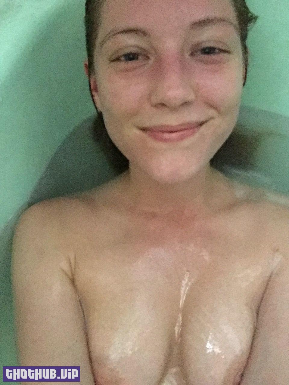 Caitlin Gerard Nude in Bath