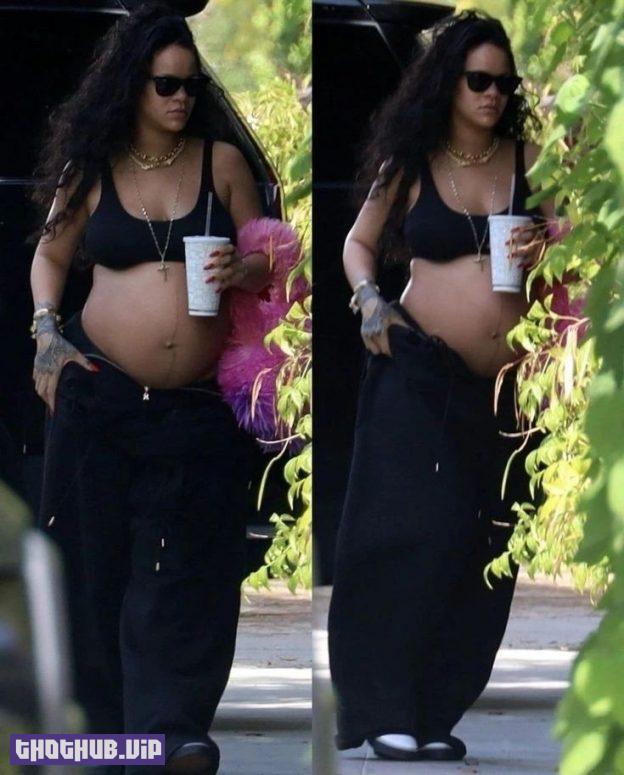 Rihanna Flaunts Her Huge Baby Bump