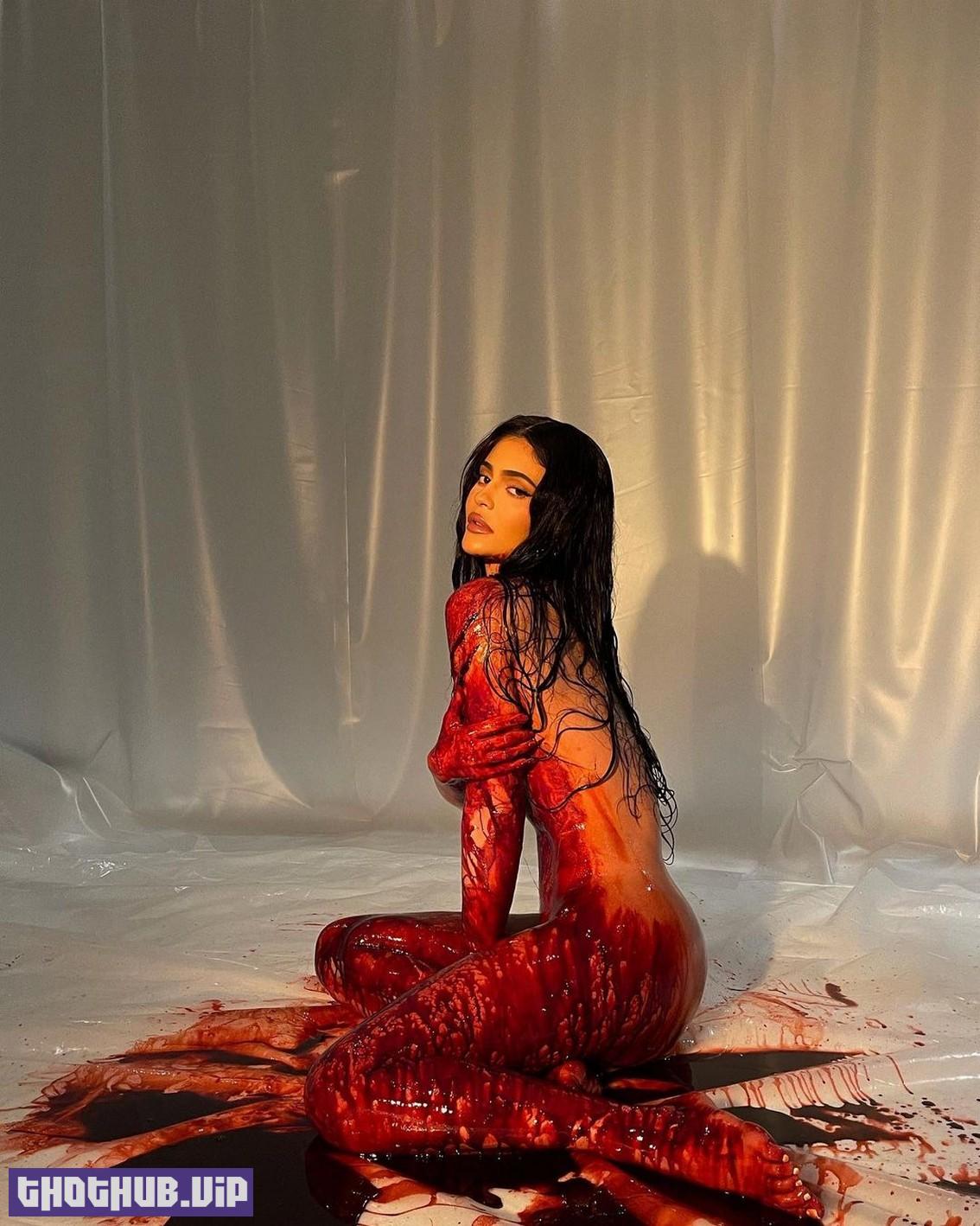 Kylie Jenner Naked For Halloween 2021