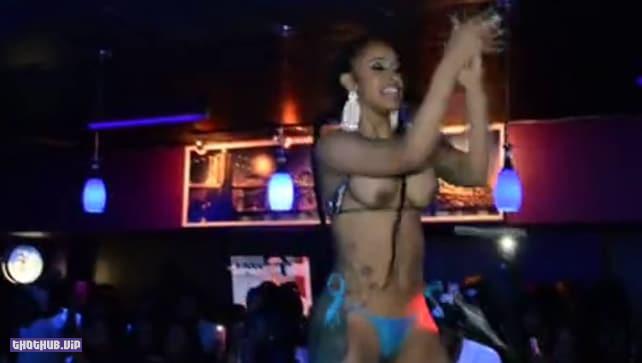 1695814899 895 Cardi B %E2%80%93 More Nude Photos From Her Birthday Party