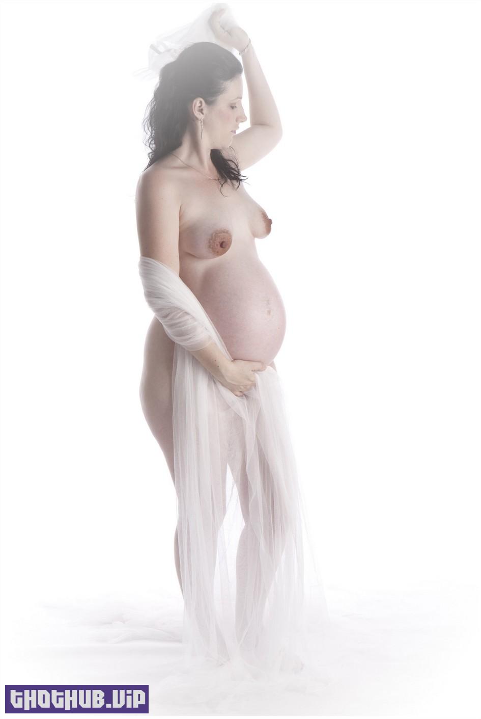 Adelaide Pregnant Nude
