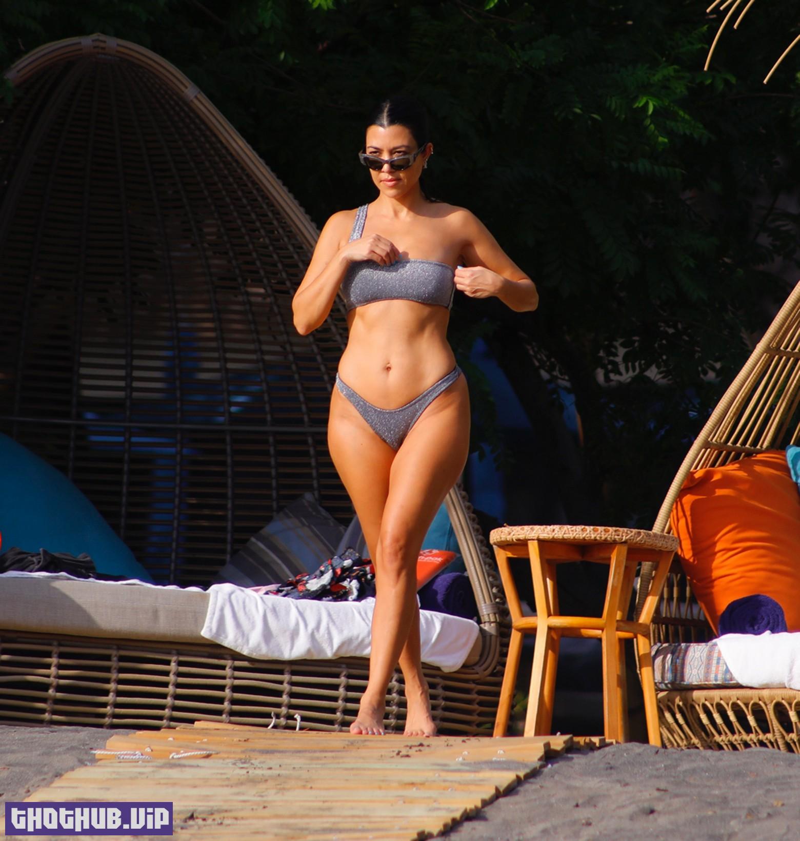 1697049535 351 Kourtney Kardashian Sexy Vacation In Costa Rica 27 Photos