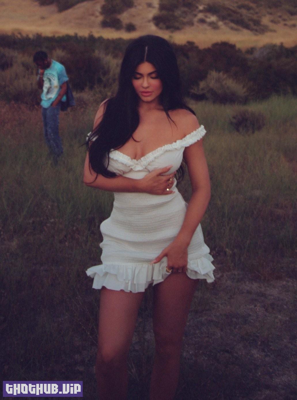 Kylie Jenner Hot In White Dress
