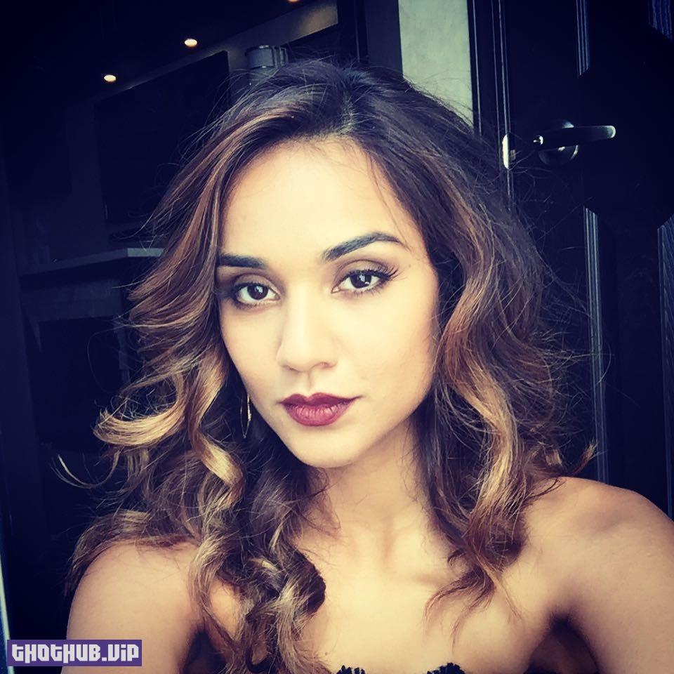 1698324333 891 Summer Bishil The Fappening Sexy Selfies 39 Photos