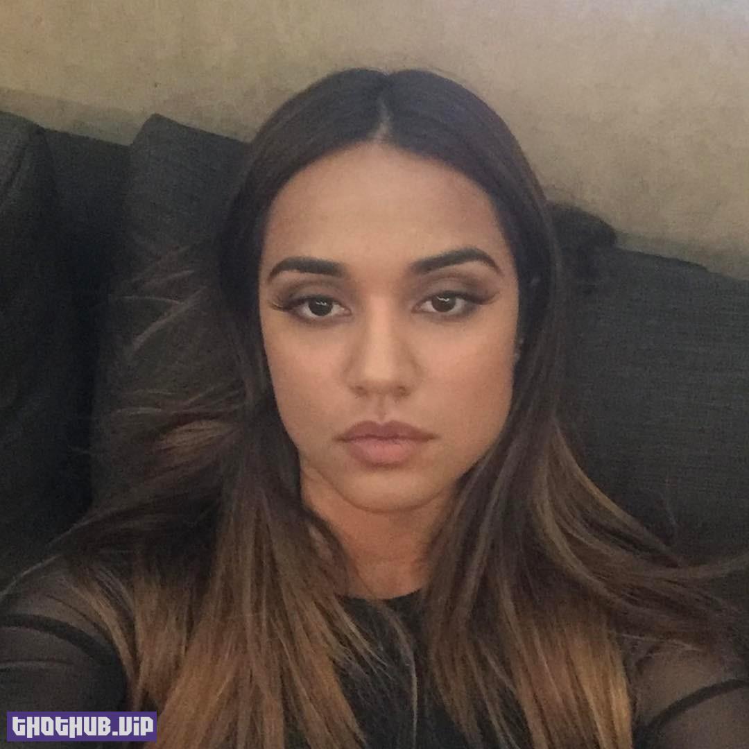 1698324390 639 Summer Bishil The Fappening Sexy Selfies 39 Photos