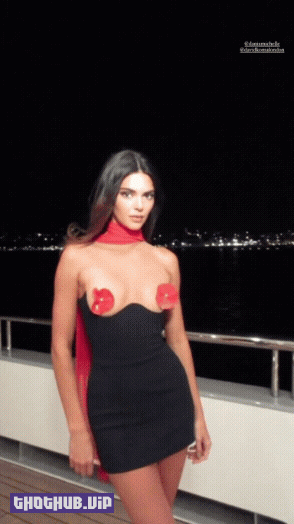 Kendall Jenner Hot GIF