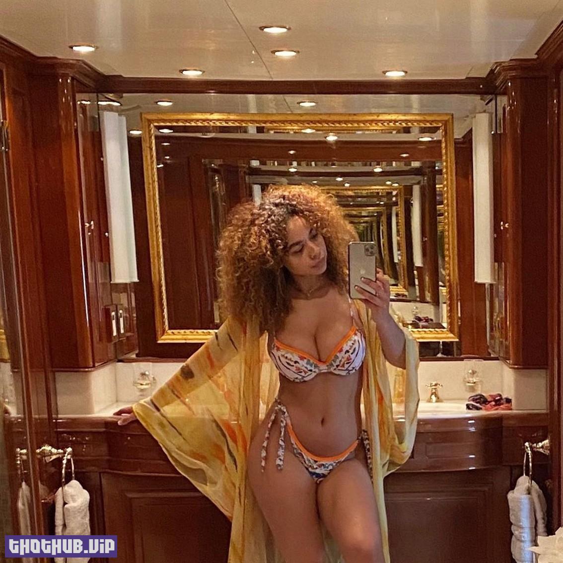 1699617097 826 Crystal WestBrooks Sexy In FashionNova 43 Photos And Videos