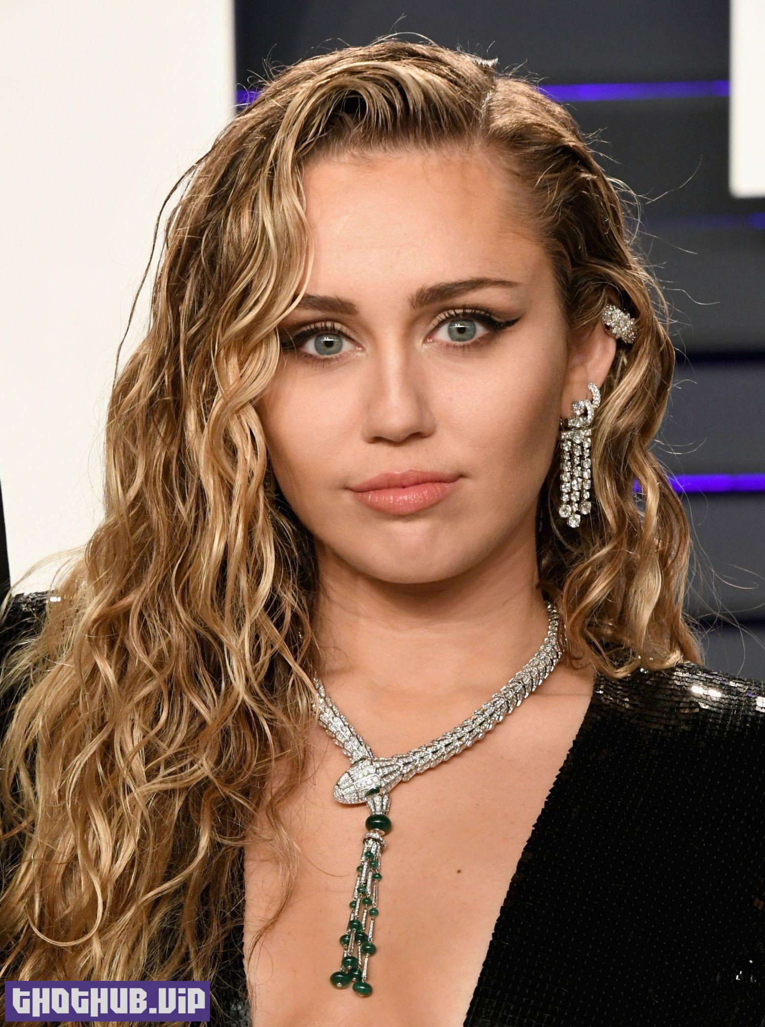 1701653812 464 Miley Cyrus TheFappening Sexy Sideboobs at Oscar Party