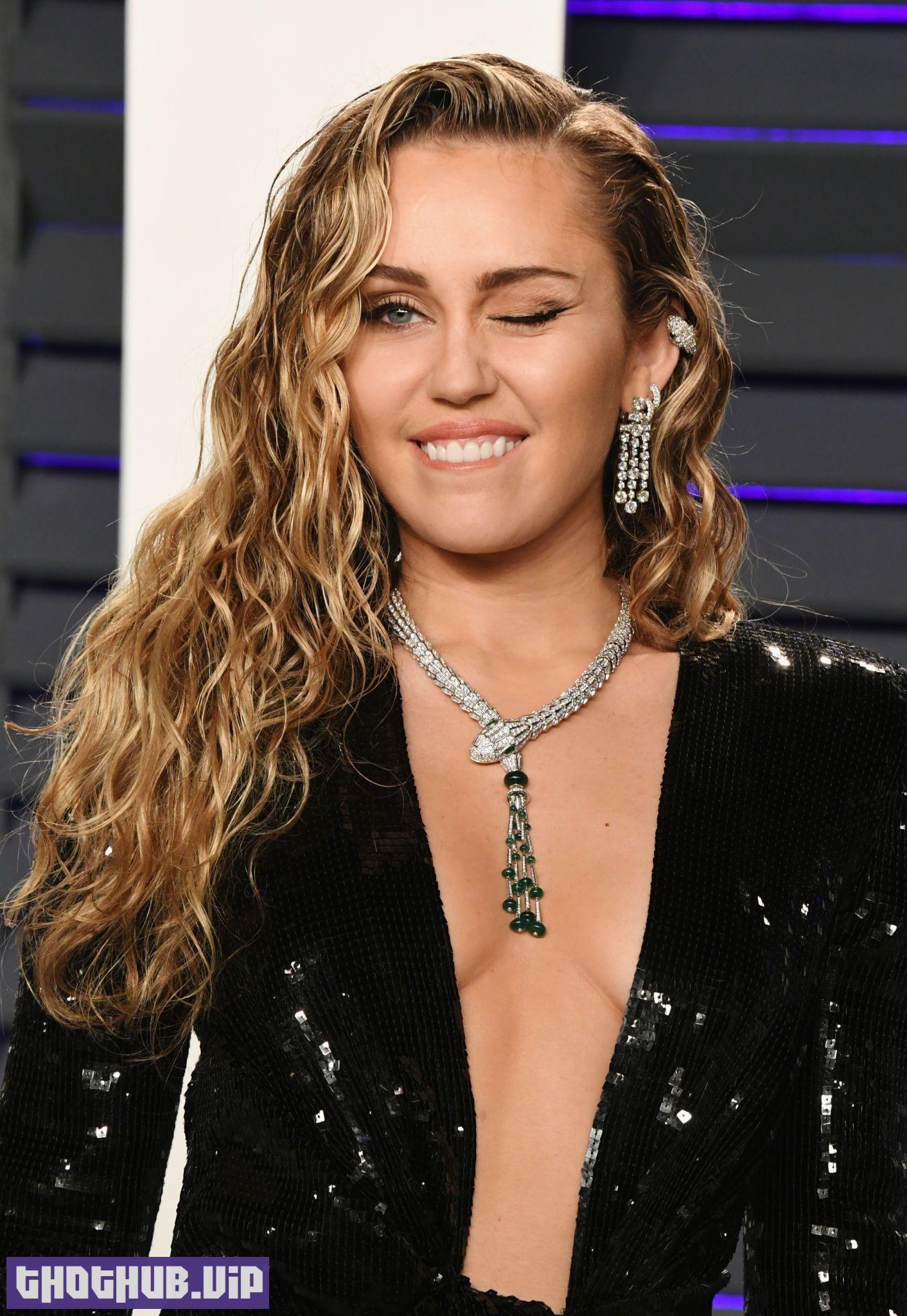 1701653837 837 Miley Cyrus TheFappening Sexy Sideboobs at Oscar Party